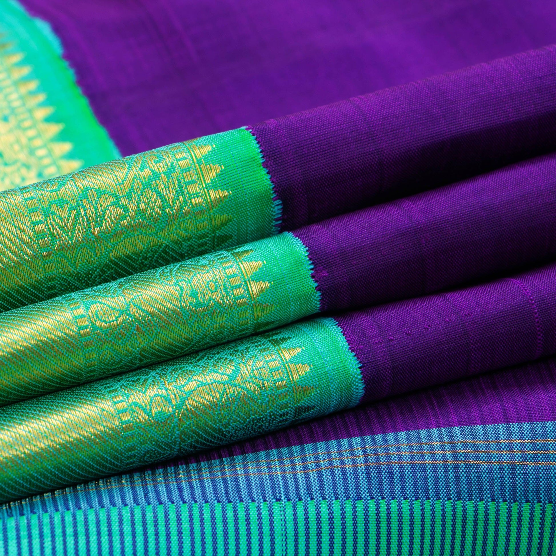 Violet And Sea Green Kanchipuram Silk Saree With Medium Border Handwoven Pure Silk For Festive Wear PV NYC 1182 - Silk Sari - Panjavarnam PV NYC 1182