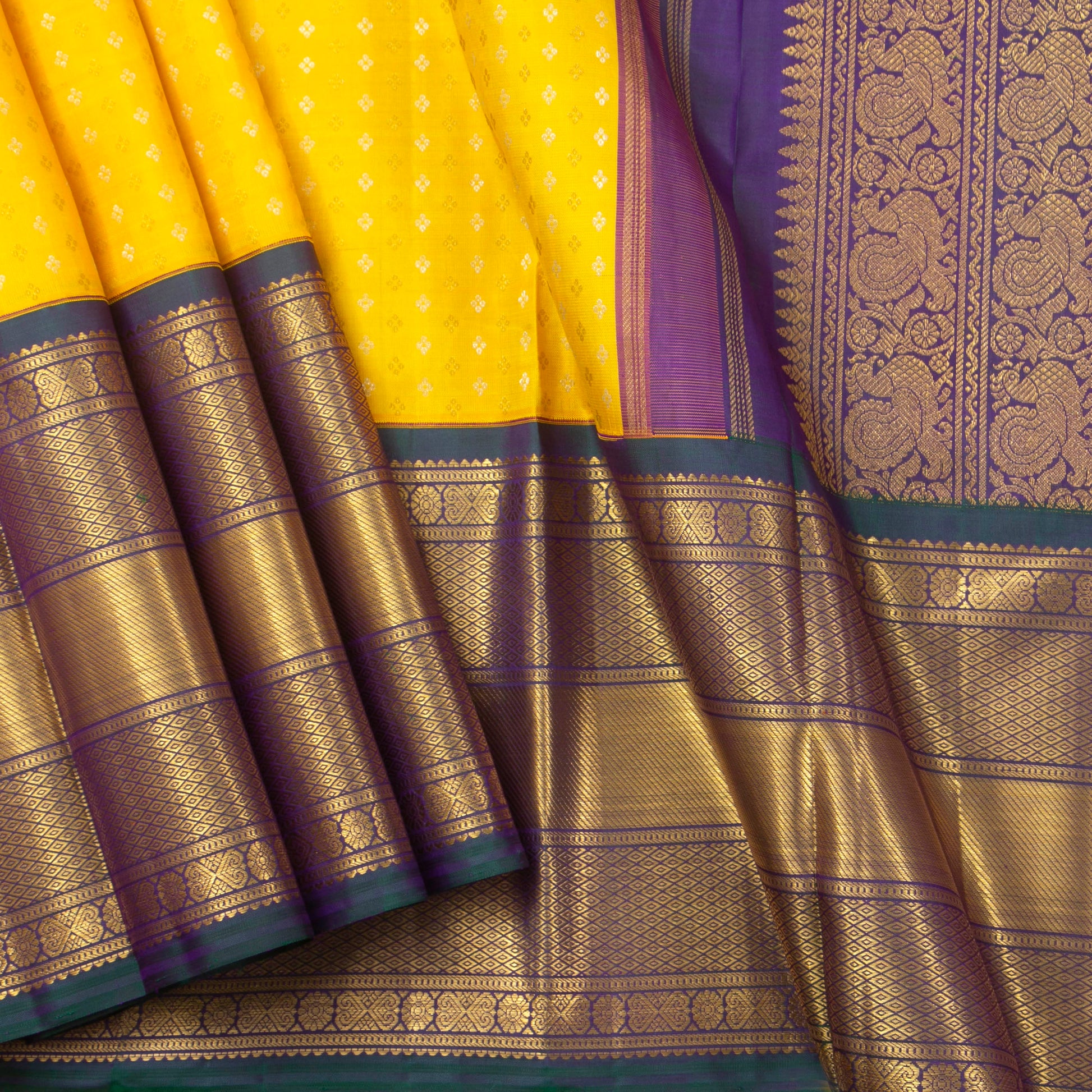Yellow And Green Kanchipuram Silk Saree For Wedding Wear PV NYC 1396 - Silk Sari - Panjavarnam PV NYC 1396
