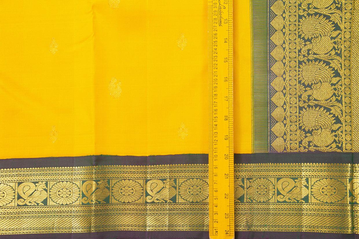 Yellow And Green Kanchipuram Silk Saree With Medium Border Handwoven Pure Silk For Festive Wear PV J 260 - Silk Sari - Panjavarnam