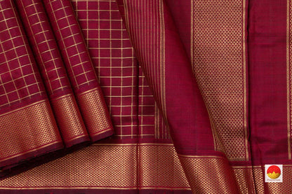 9 Yards Maroon Kanchipuram Silk Saree Handwoven Pure Silk Pure Zari For Festive Wear PV NYC 578 - Silk Sari - Panjavarnam PV NYC 578