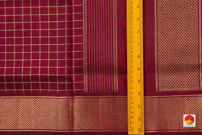 9 Yards Maroon Kanchipuram Silk Saree Handwoven Pure Silk Pure Zari For Festive Wear PV NYC 578 - Silk Sari - Panjavarnam PV NYC 578