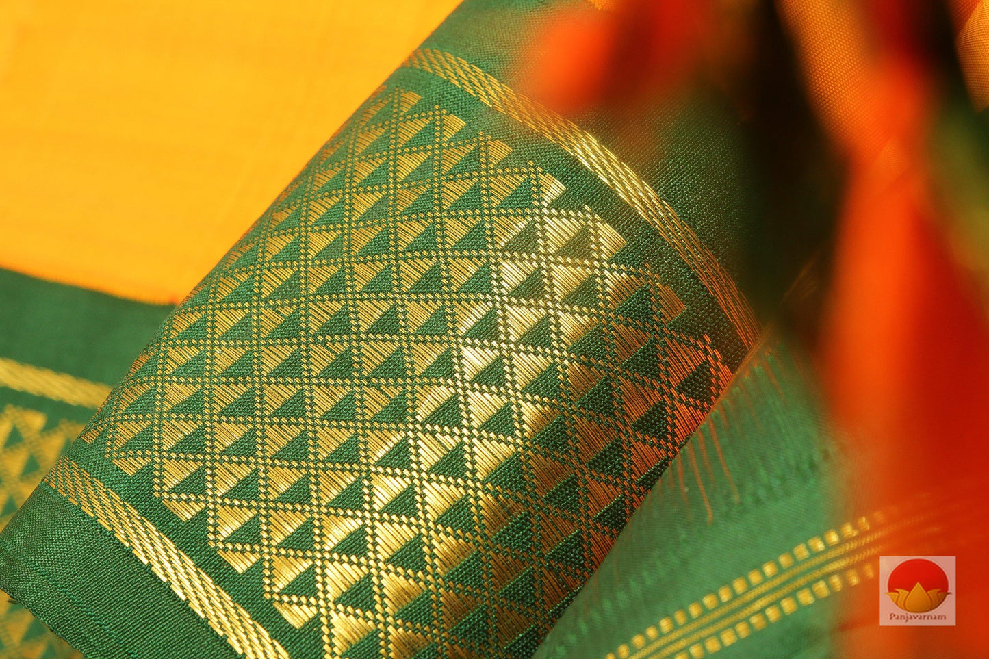 9 Yards - Traditional Design Handwoven Pure Silk Kanjivaram Saree - Pure Zari - PV G 1016 - Archives - 9 yards silk saree - Panjavarnam