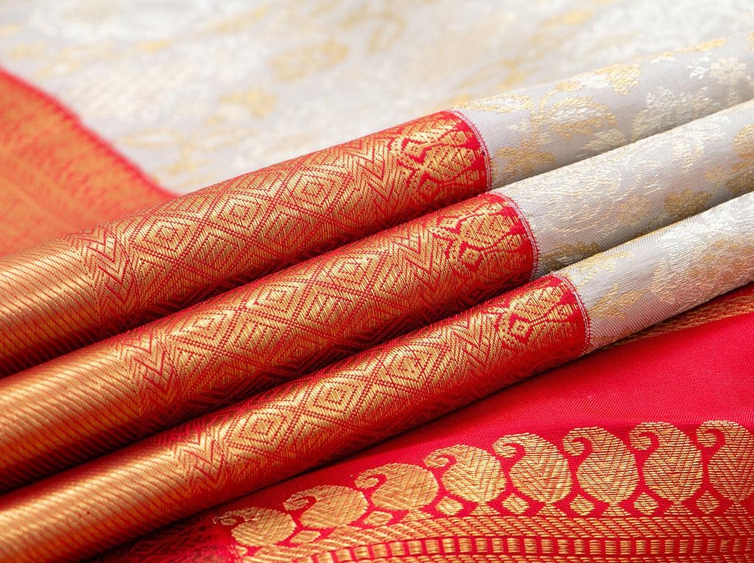 Beige And Red Kanchipuram Silk Saree Handwoven Pure Silk Pure Zari For Wedding Wear PV NYC 408 - Silk Sari - Panjavarnam