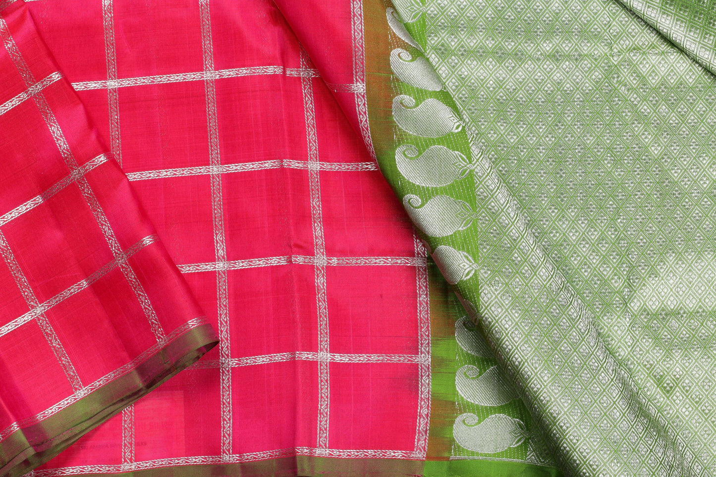 Borderless Handwoven Pure Silk Kanjivaram Saree - PA 123 Archives - Silk Sari - Panjavarnam