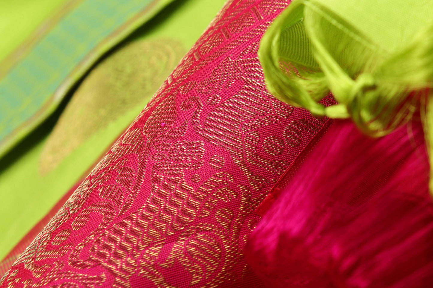 Borderless Handwoven Pure Silk Kanjivaram Saree - Pure Zari - PA 181 Archives - Silk Sari - Panjavarnam