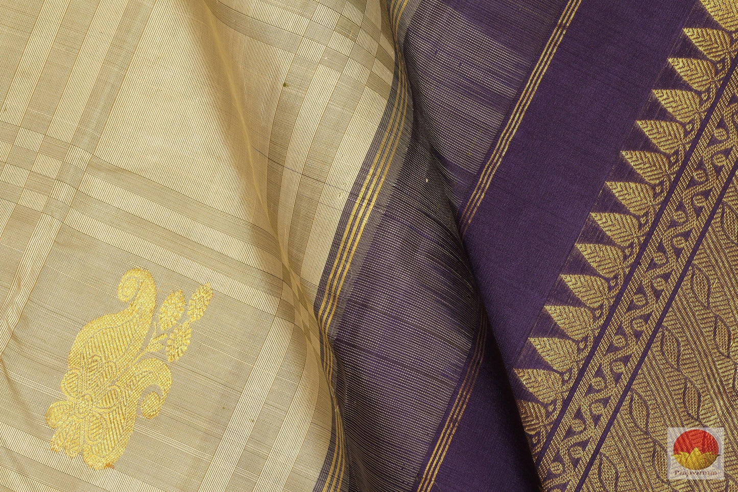 Borderless - Handwoven Pure Silk Kanjivaram Saree - Pure Zari - PV G 1899 Archives - Silk Sari - Panjavarnam