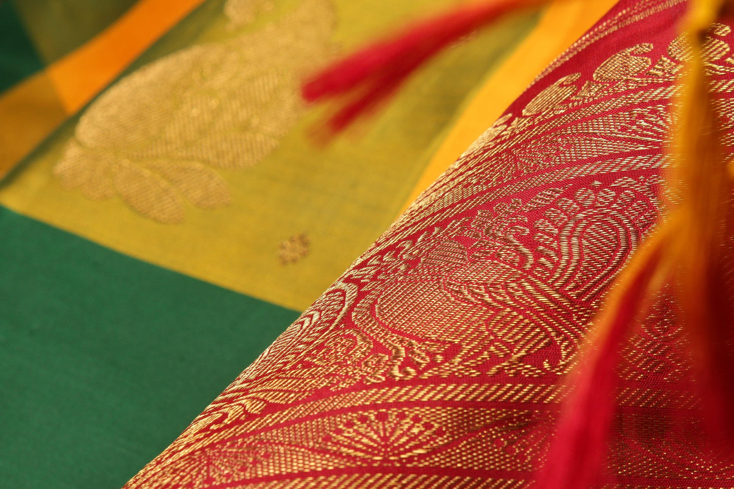 Borderless Multicolour Checks Handwoven Pure Silk Kanjivaram Saree - Pure Zari - PA 185 Archives - Silk Sari - Panjavarnam