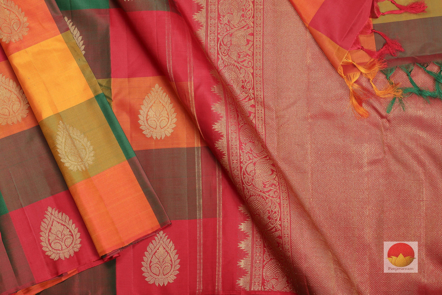 Borderless Multicolour Checks Handwoven Pure Silk Kanjivaram Saree - Pure Zari - PA SVS 30 Archives - Silk Sari - Panjavarnam