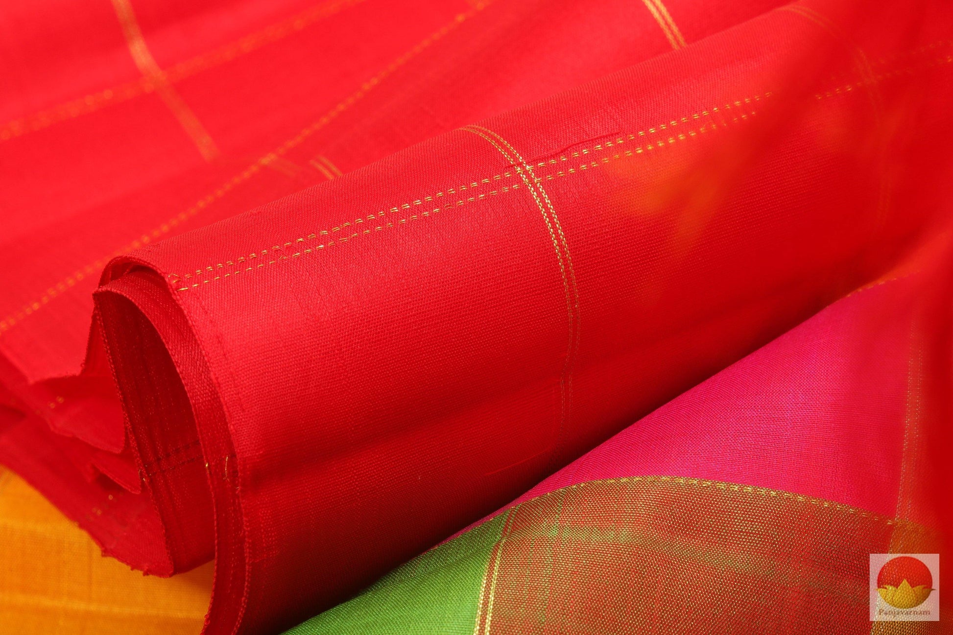 Crimson Red - Checked Pallu - Handwoven Pure Silk Kanjivaram Saree - Pure Zari - PV G 2001 Archives - Silk Sari - Panjavarnam