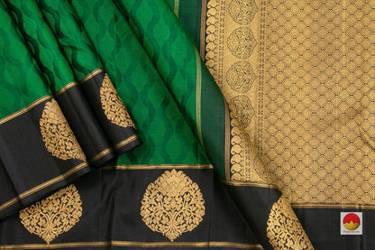 Green And Black Kanchipuram Silk Saree Handwoven Pure Silk Pure Zari For Festive Wear PV G 4307 - Silk Sari - Panjavarnam PV G 4307