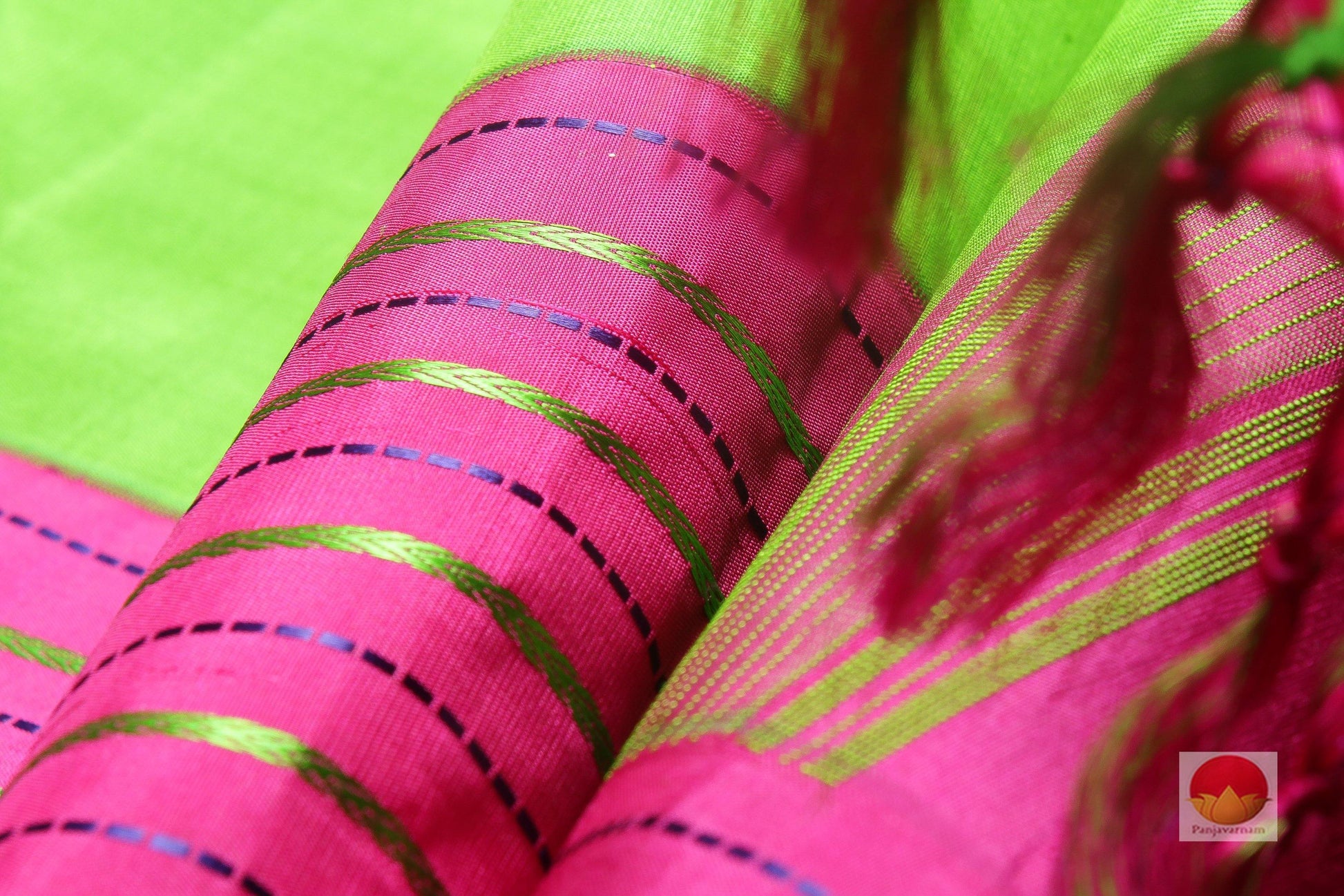 Green and Pink - Lite Weight Handwoven Pure Silk Kanjivaram Saree - PV L11 Archives - Silk Sari - Panjavarnam