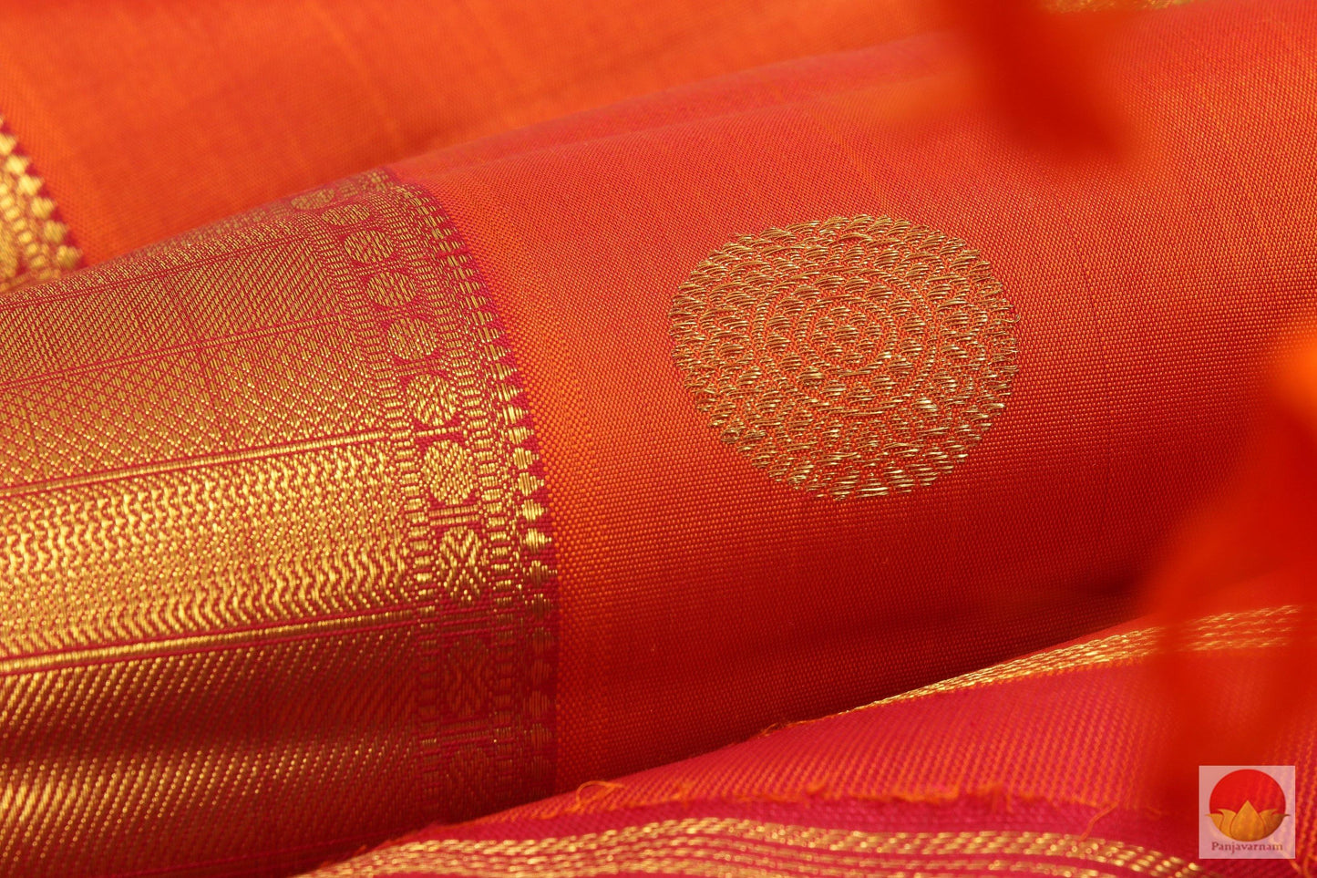 Kanchipuram Silk Saree - Handwoven Pure Silk - Pure Zari - PV G 1975 Archives - Silk Sari - Panjavarnam