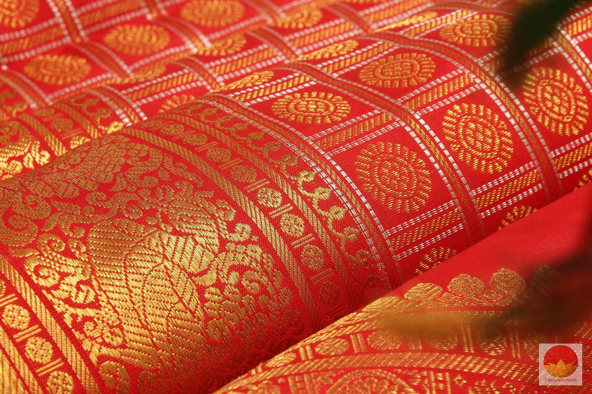 Kanchipuram Silk Saree - Handwoven Pure Silk - Red & Gold - Pure Zari - PV G 2014 Archives - Silk Sari - Panjavarnam