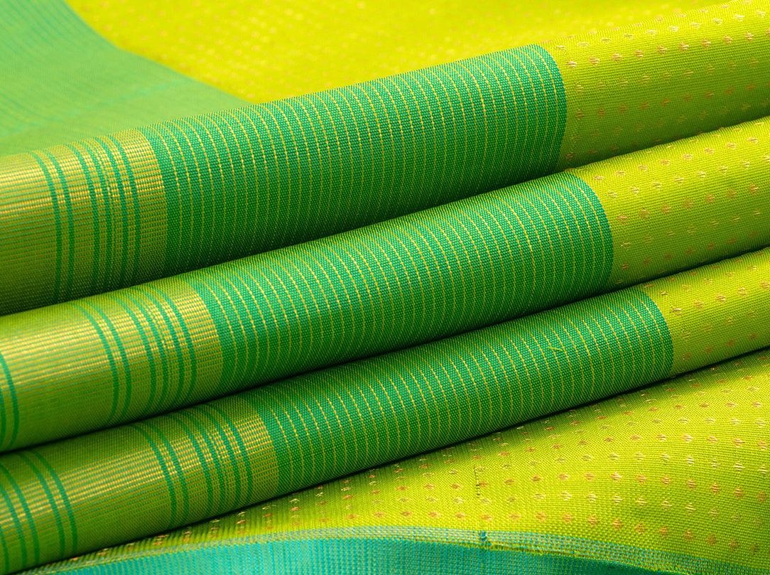 Leaf Green Kanchipuram Silk Saree With Copper Finish Pure Zari Handwoven Pure Silk For Wedding Wear PV NYC 524 - Silk Sari - Panjavarnam