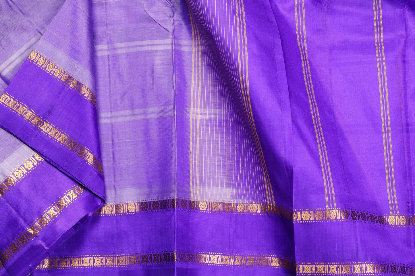 Light Weight Kanjivaram Pure Silk Saree - Handwoven Sari - PVM 0318 1279 - Silk Sari - Panjavarnam