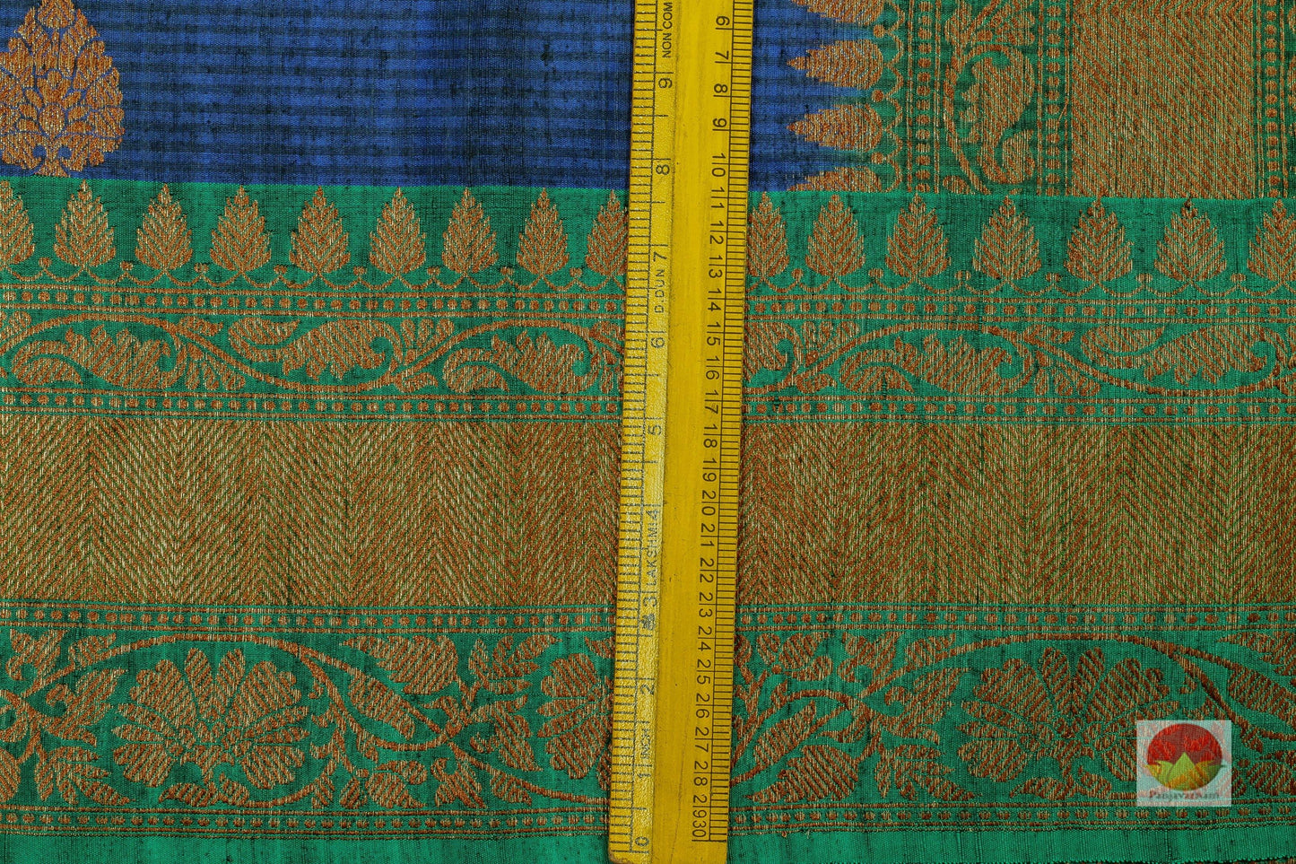 Lite Weight Handwoven Banarasi Silk Saree - Matka Silk - PM 26 Archives - Banarasi Silk - Panjavarnam