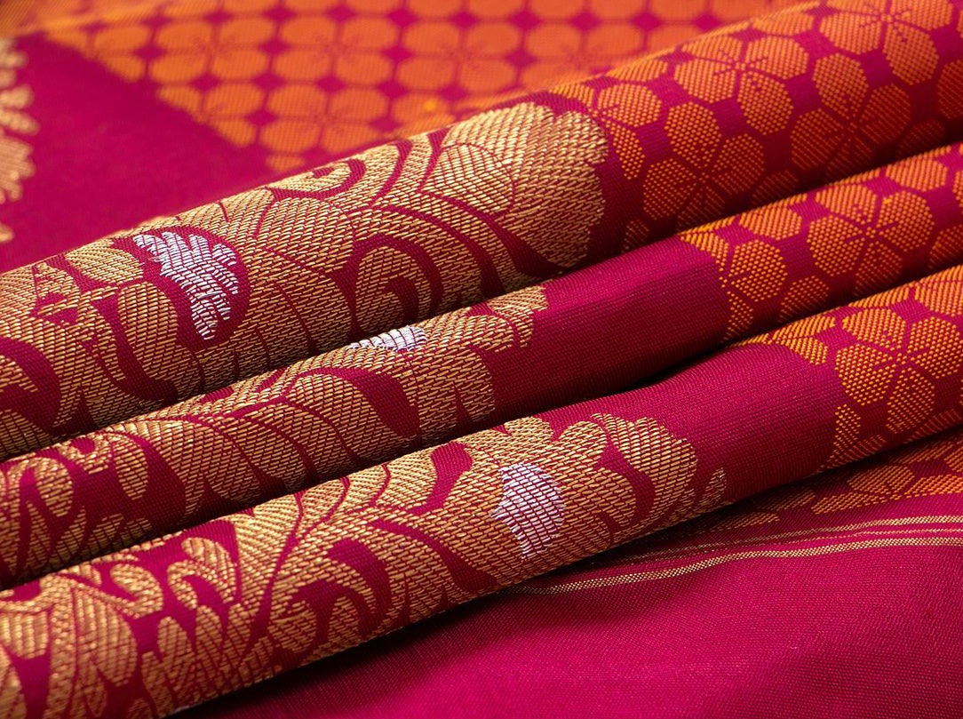 Magenta Jacquard Kanchipuram Silk Saree Handwoven Pure Silk Pure Zari For Festive Wear PV SAR 2018 - Silk Sari - Panjavarnam PV SAR 2018