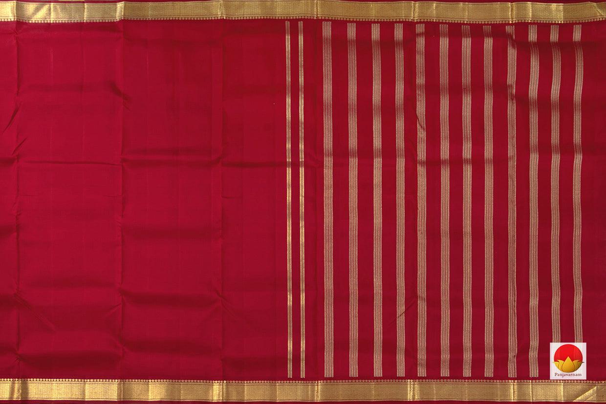 Maroon 9 Yards Kanchipuram Silk Saree Handwoven Pure Silk Pure Zari For Festive Wear PV NYC 533 - 9 yards silk saree - Panjavarnam PV NYC 533