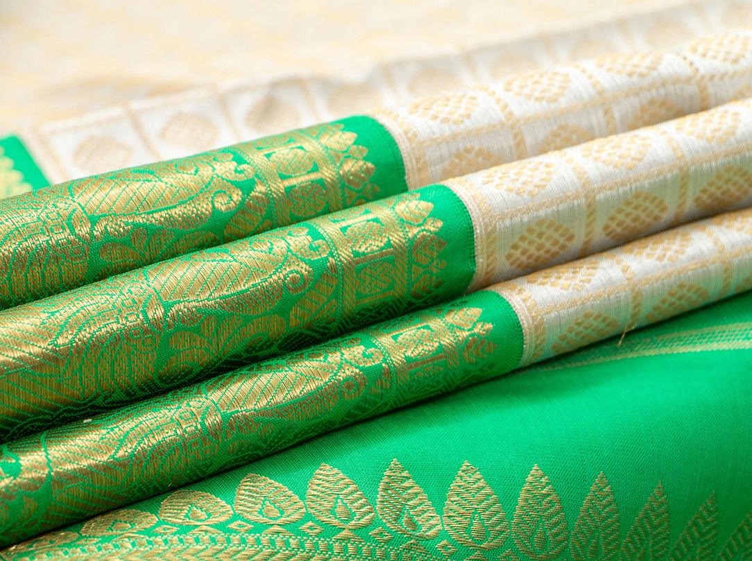 Off White And Green Kanchipuram Silk Saree Handwoven Pure Silk Pure Zari For Wedding Wear PV NYC 495 - Silk Sari - Panjavarnam PV NYC 495