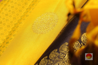Partly Pallu Handwoven Pure Silk Kanjivaram Saree - Pure Zari - PV J7424 Archives - Silk Sari - Panjavarnam