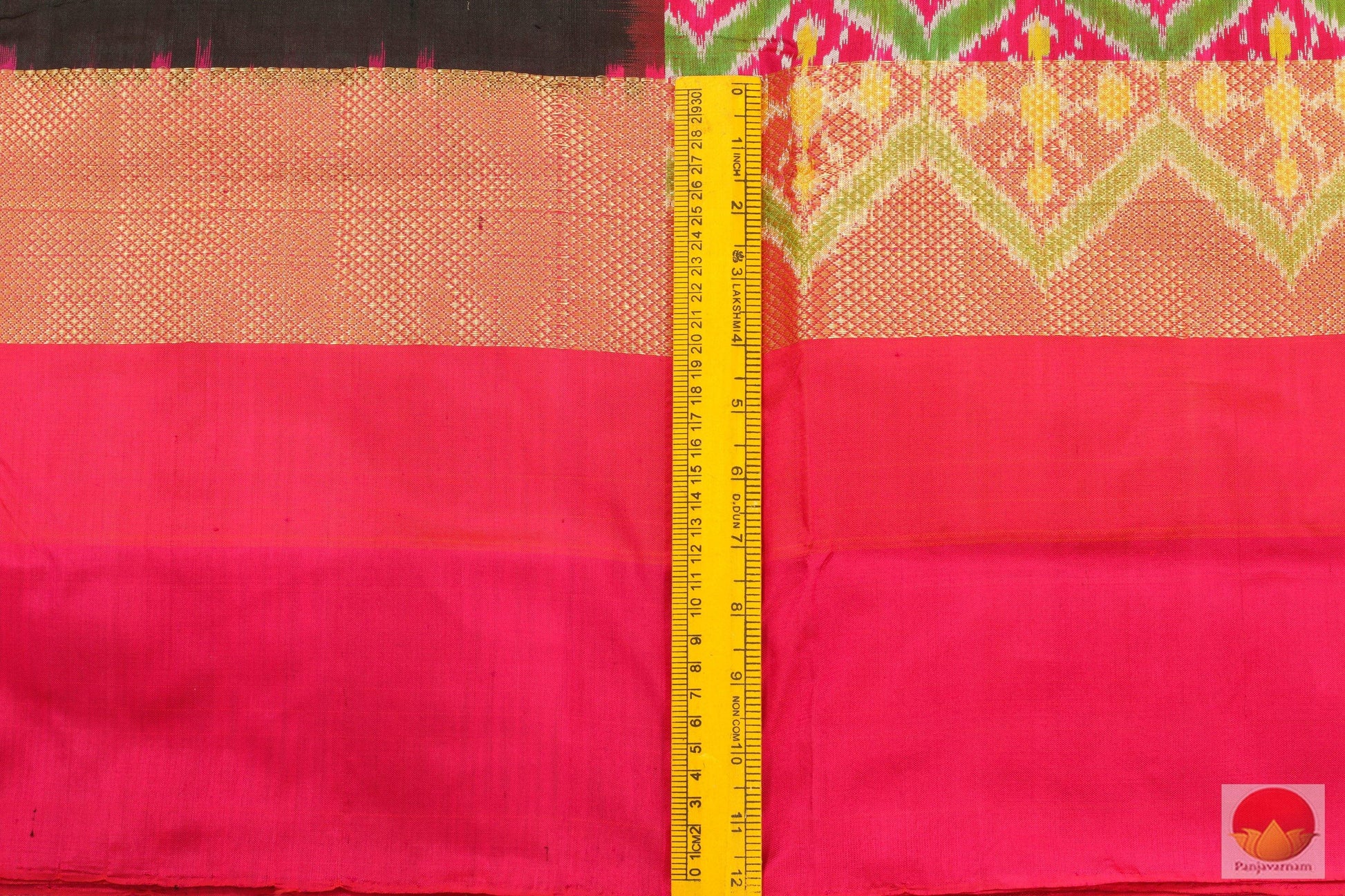 Pochampally Ikkat Saree - Pure Silk Handwoven Saree -PIK 4 - 4 - Archives - Pochampally Silk - Panjavarnam