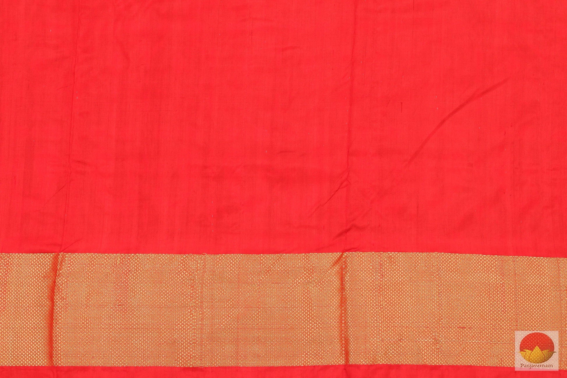 Pochampally Ikkat Saree - Pure Silk Handwoven Saree - PIK 59 - 8 - Archives - Pochampally Silk - Panjavarnam