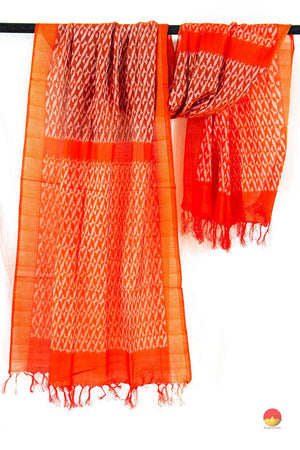 Red And Orange Pochampally Ikkat Silk Dupatta PVD 1025 - Dupattas - Panjavarnam PVD 1025