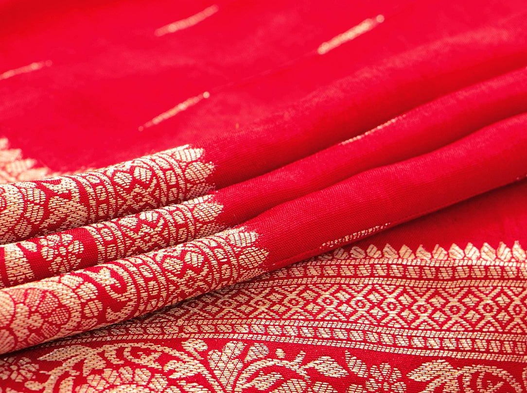 Red Banarasi Crepe Silk Saree Handwoven Pure Silk - PB 271 - Banarasi Silk - Panjavarnam PB 271