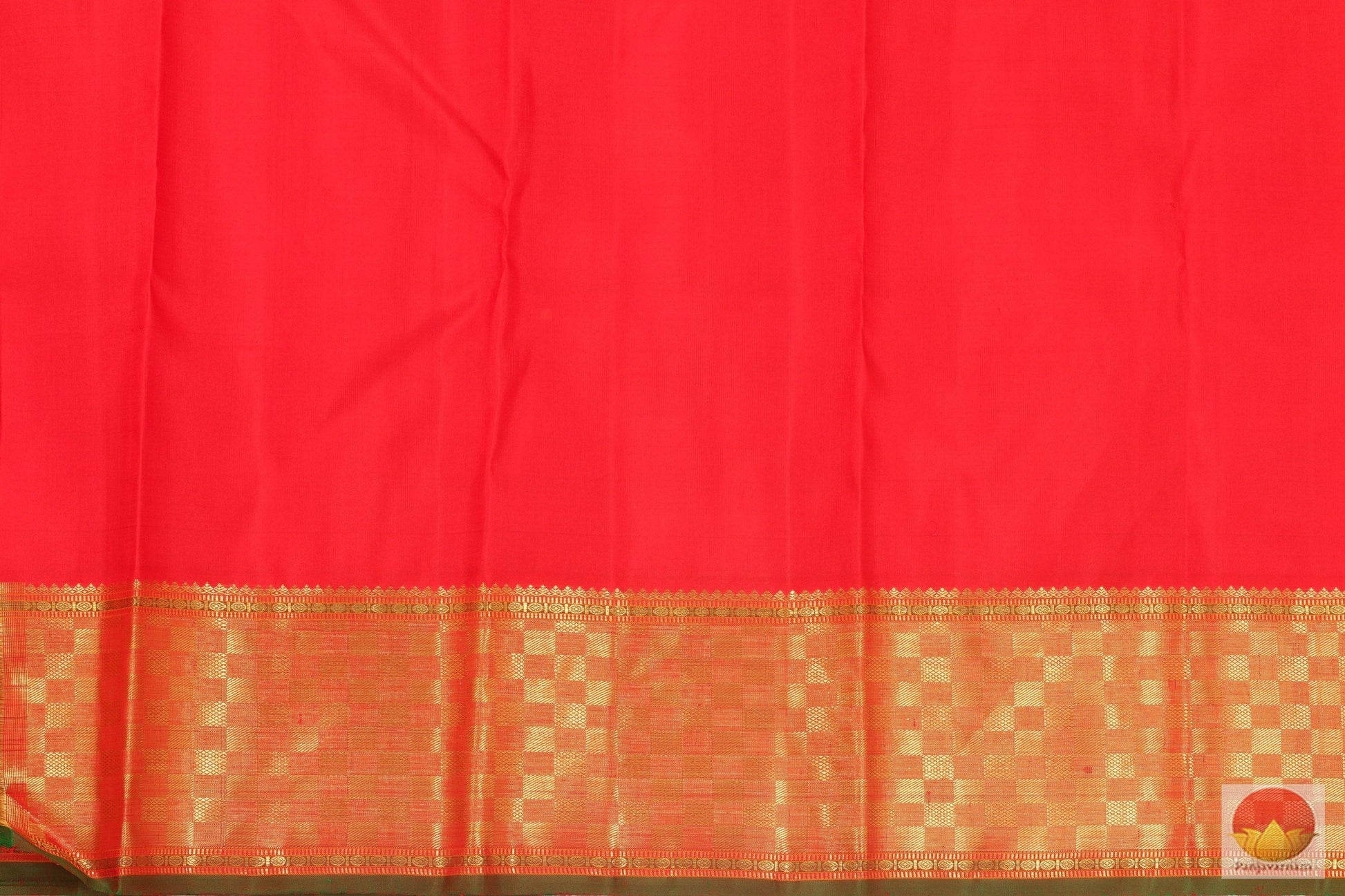 Red Handwoven Kanjivaram Pure Silk Saree Pure Silk Pure Zari For Wedding Wear PVG 4010 - Silk Sari - Panjavarnam PVG 4010