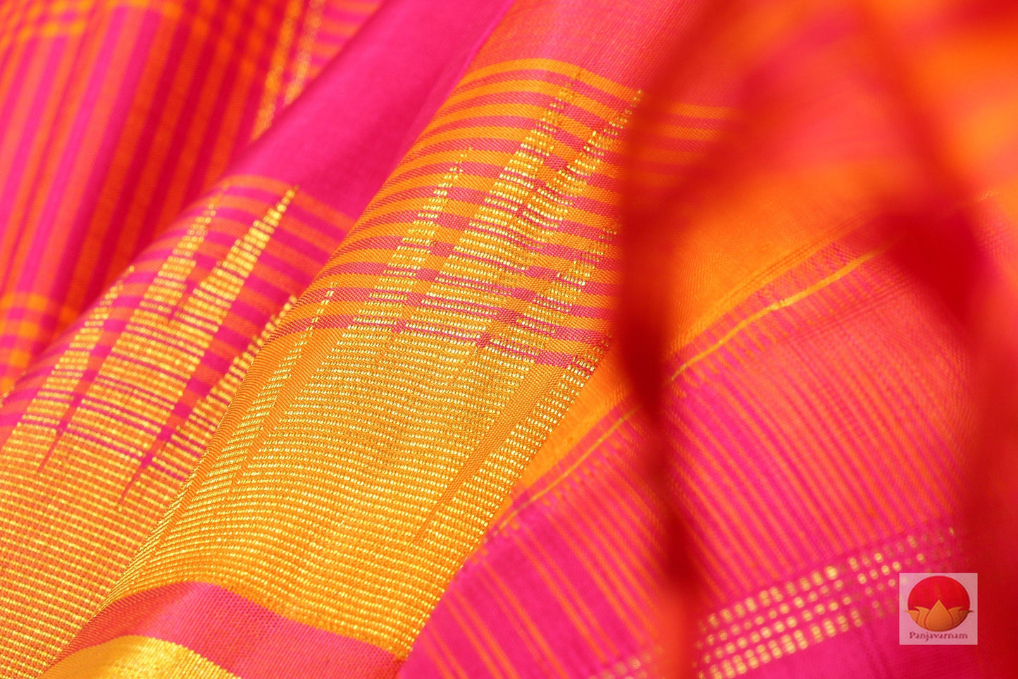 Self Checks - Handwoven Pure Silk Kanjivaram - Pure Zari - PV G 1763 - Archives - Silk Sari - Panjavarnam