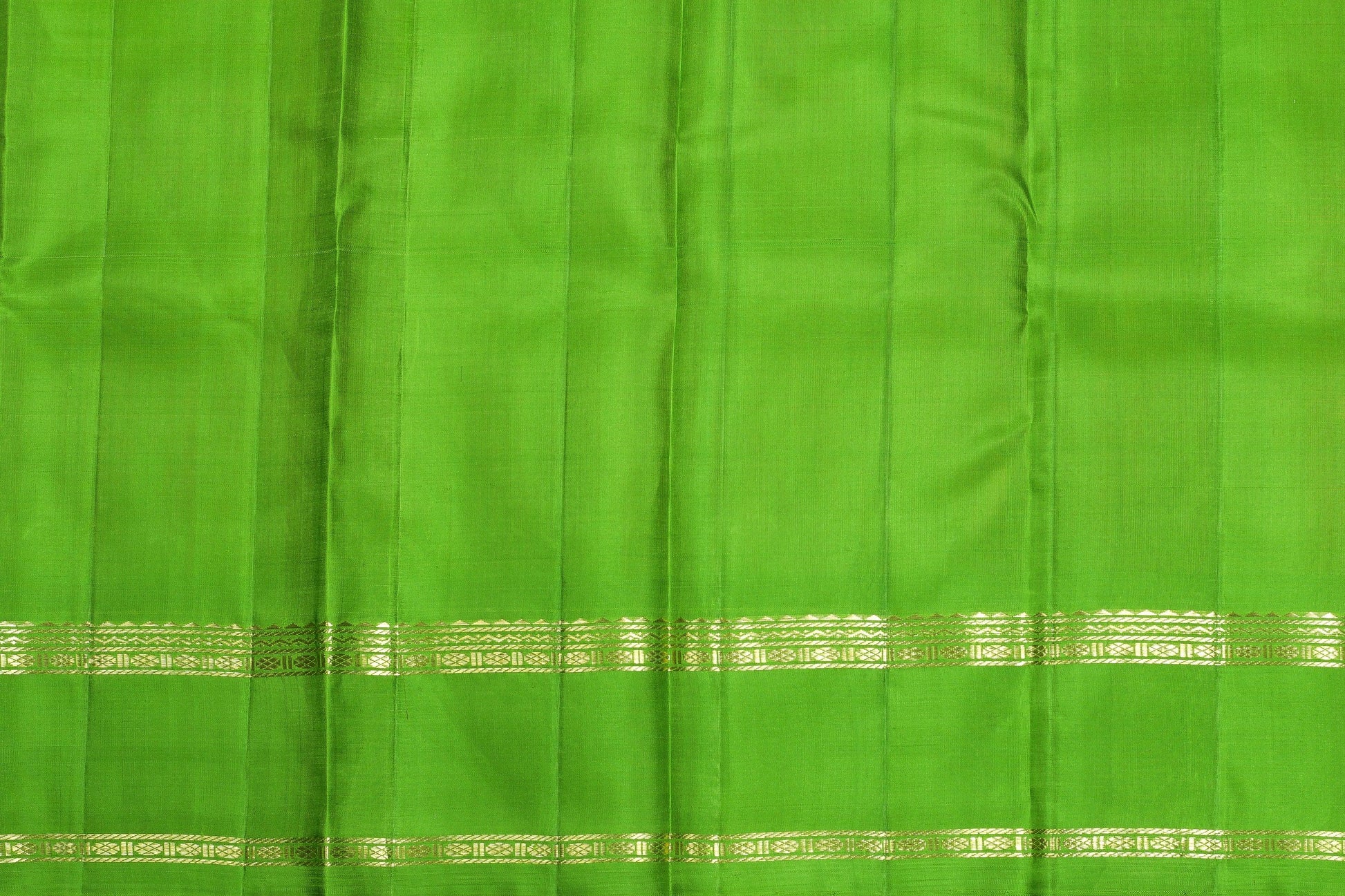 Temple Border Handwoven Kanjivaram Pure SIlk Saree - PVA 0418 1237 - Silk Sari - Panjavarnam