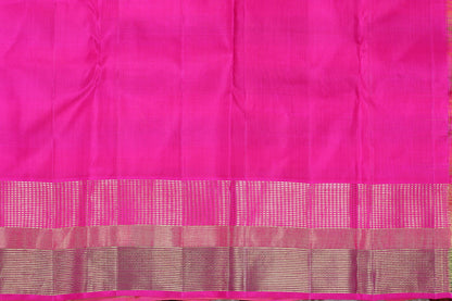 Traditional Design Handwoven Kanjivaram Pure Silk Saree - Pure Zari - PVA 0418 1348 Archives - Silk Sari - Panjavarnam