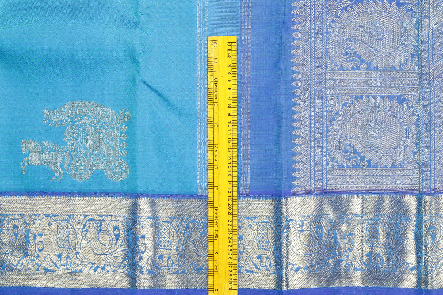 Traditional Design Handwoven Kanjivaram Pure Silk Saree - Pure Zari - PVM 0518 1407 - Silk Sari - Panjavarnam