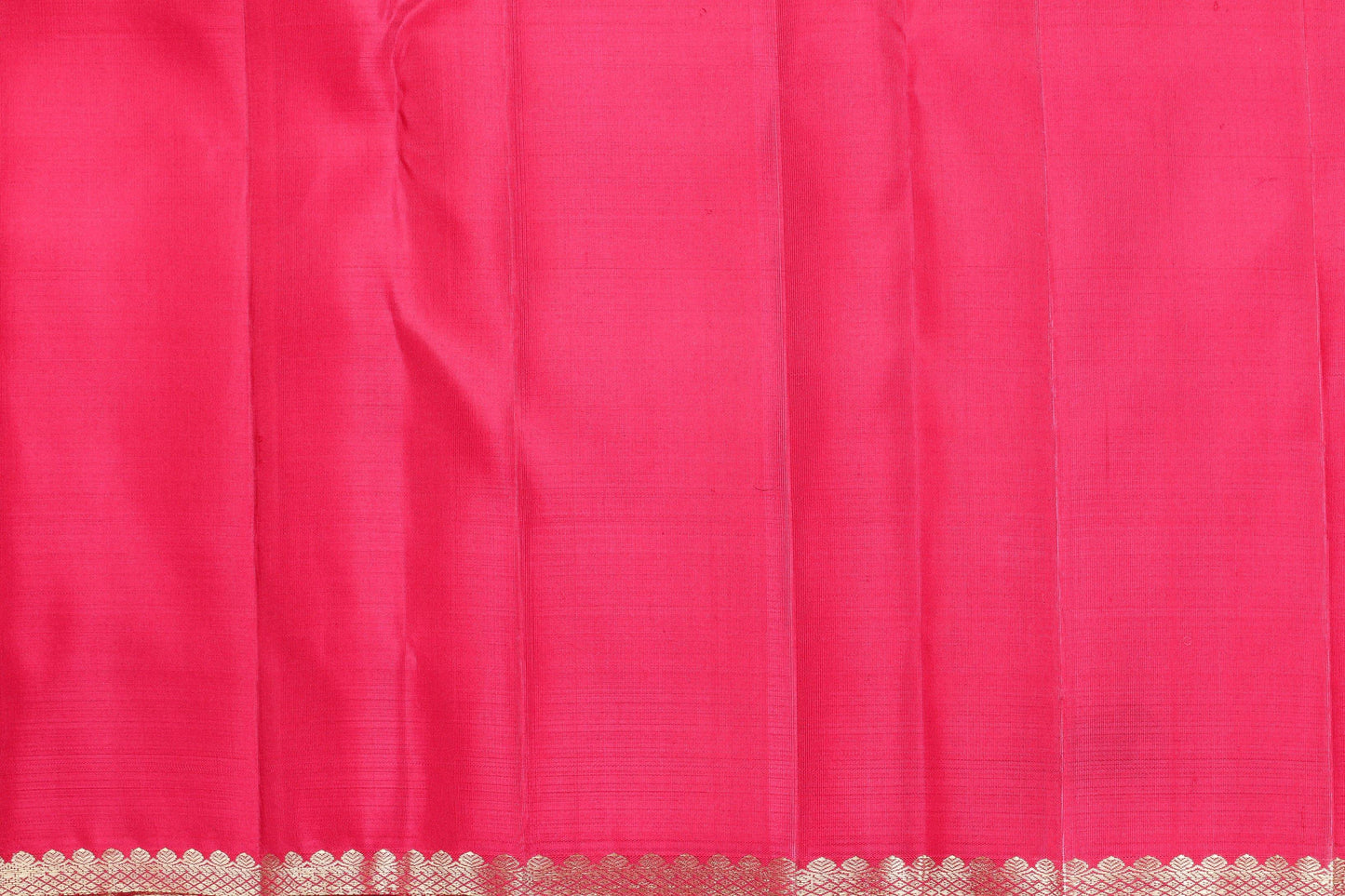 Traditional Design Handwoven Kanjivaram Pure Silk Saree - PVM 0518 1397 - Silk Sari - Panjavarnam