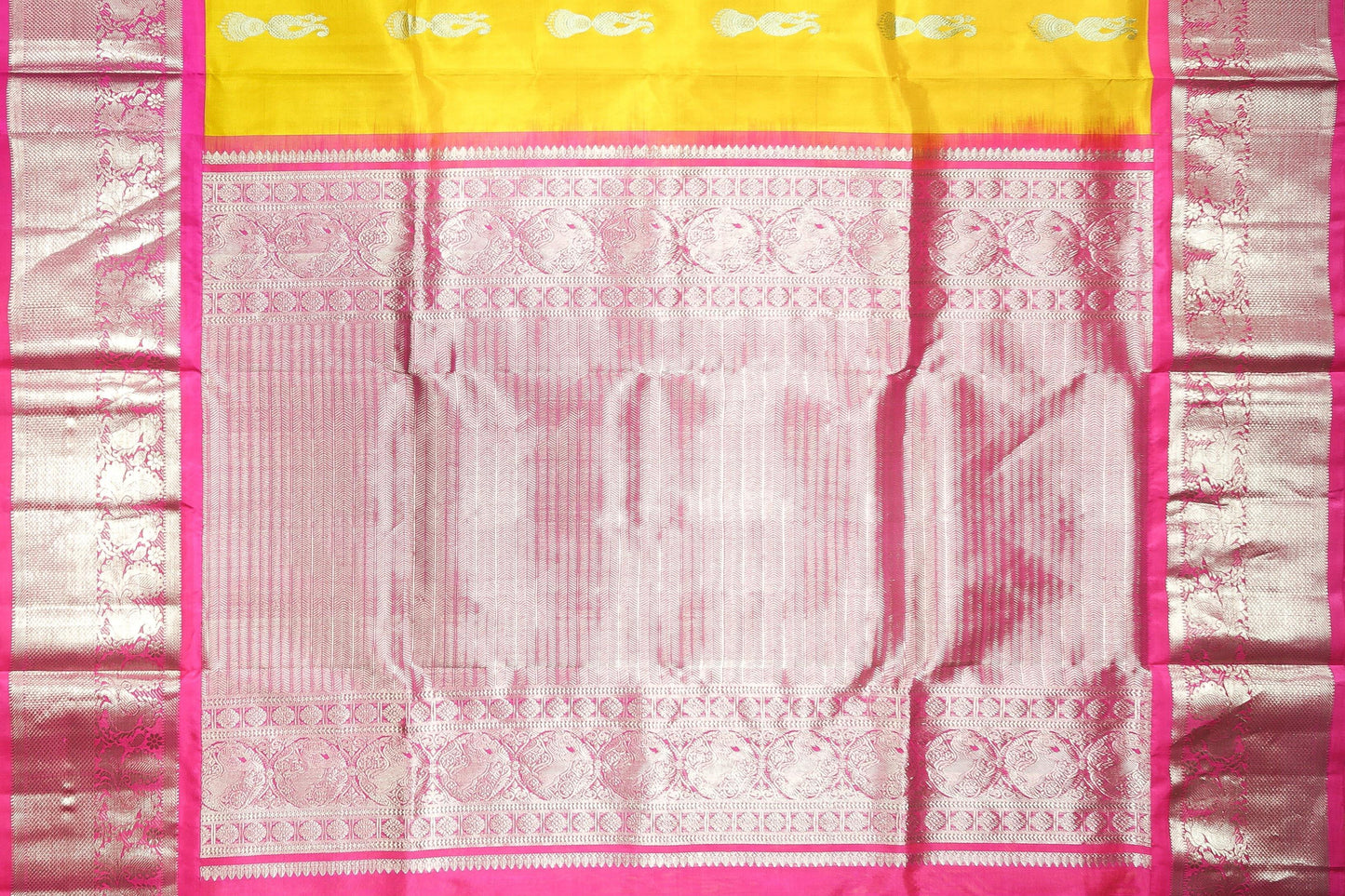 Traditional Design Handwoven Pure Silk Kanjivaram Saree - PA 127 Archives - Silk Sari - Panjavarnam