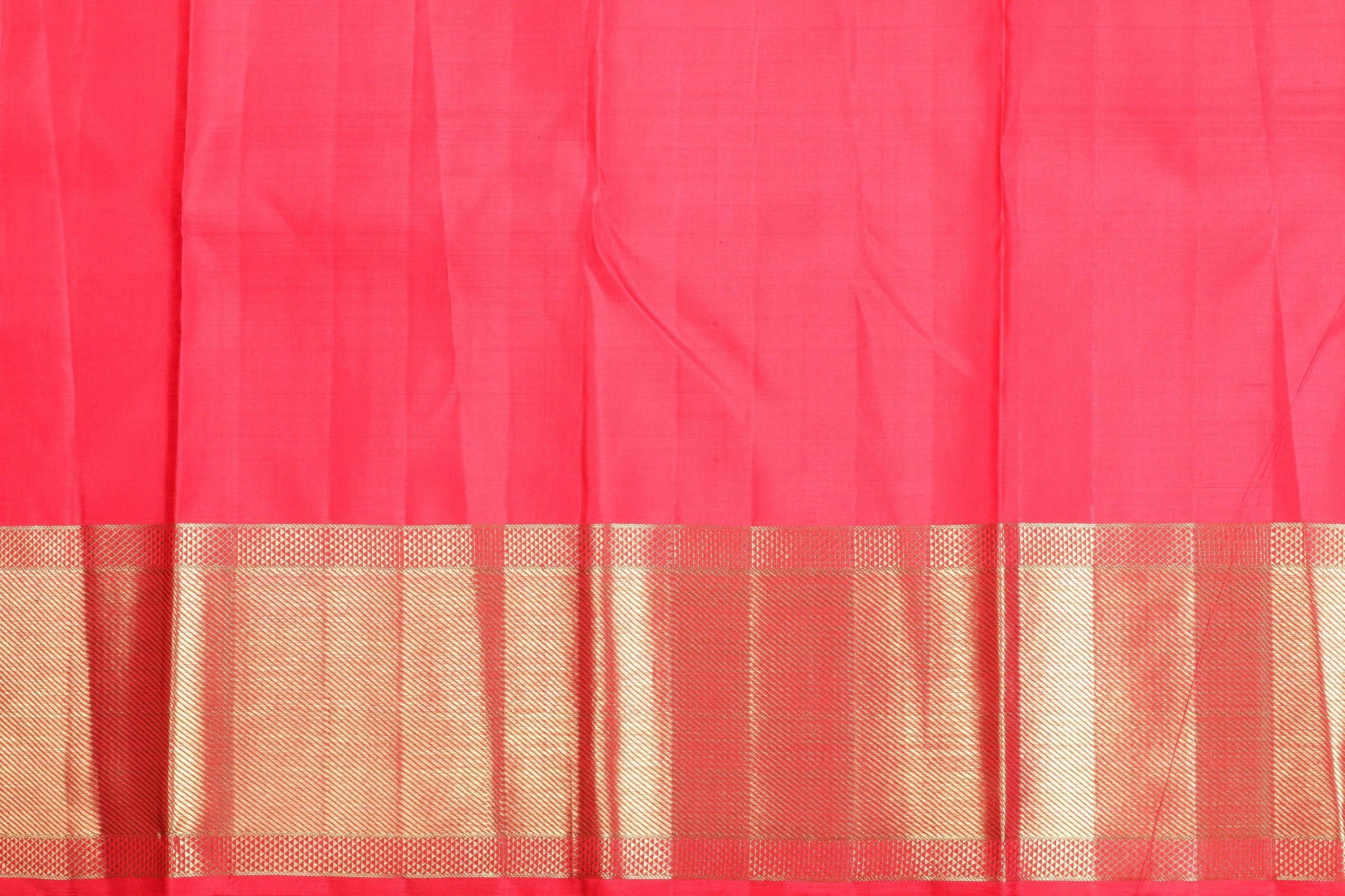 Traditional Design Handwoven Pure Silk Kanjivaram Saree - Pure Zari - PA 109 - Archives - Silk Sari - Panjavarnam