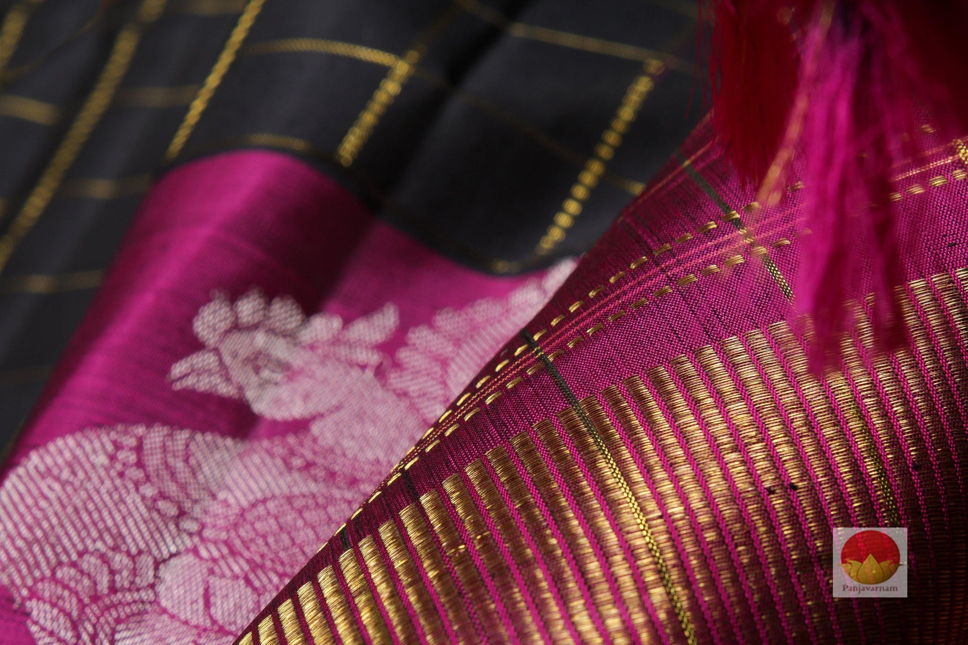 Traditional Design Handwoven Pure Silk Kanjivaram Saree - Pure Zari - PA 190 Archives - Silk Sari - Panjavarnam