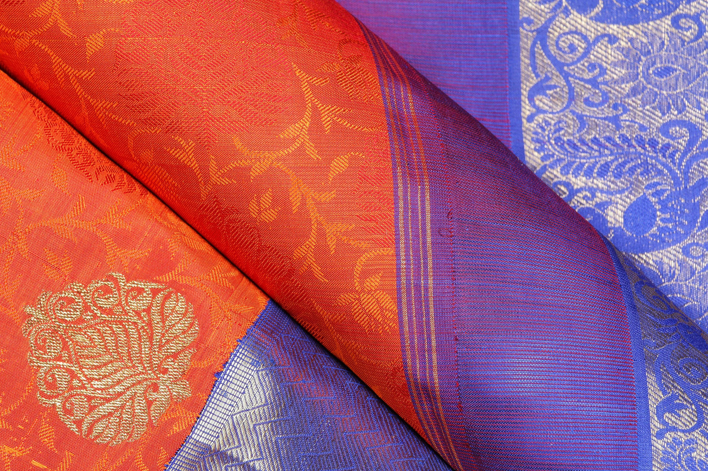 Traditional Design Handwoven Pure SIlk Kanjivaram Saree - Pure Zari - PA 6170 - Silk Sari - Panjavarnam