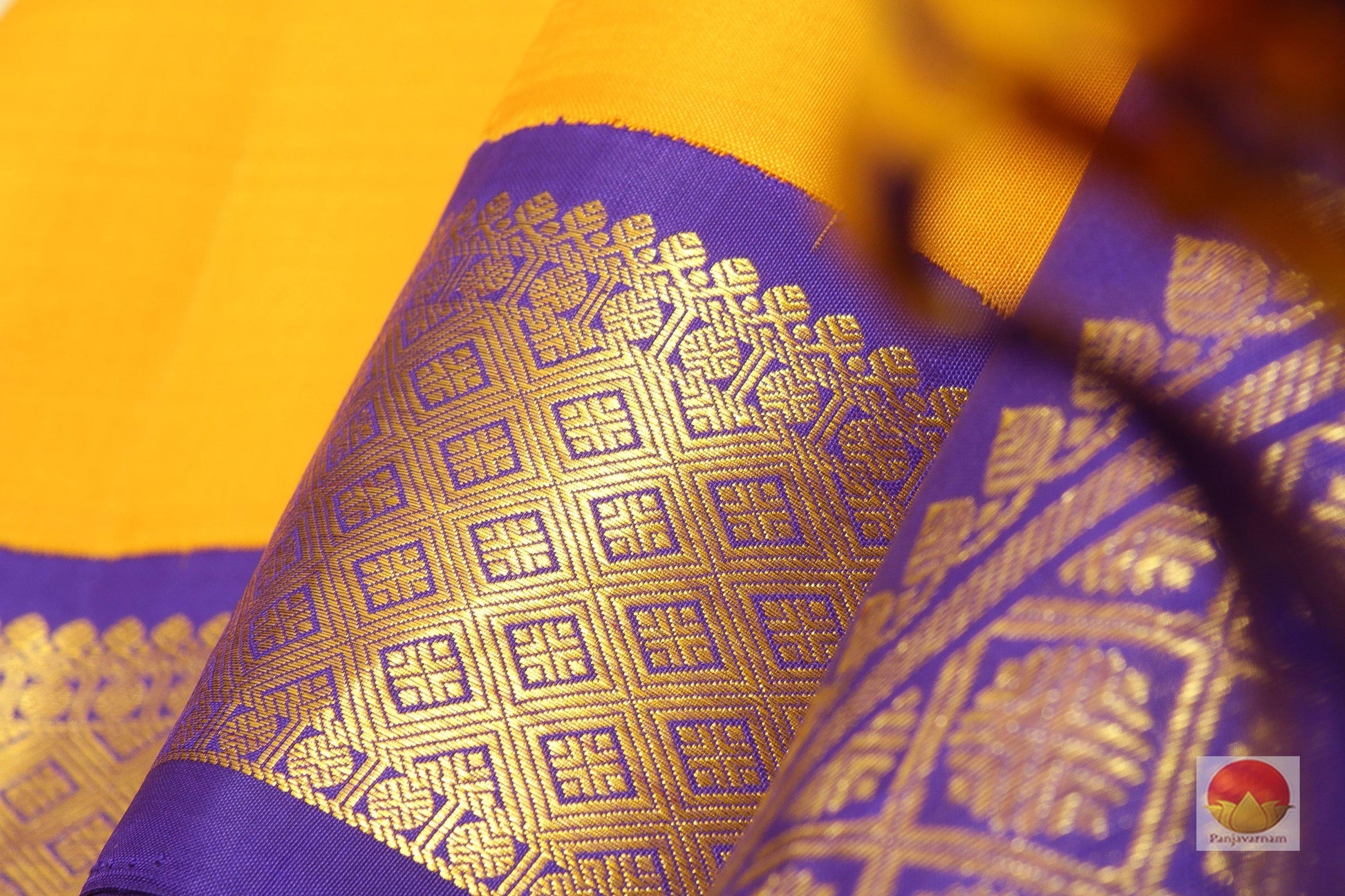 Traditional Design Handwoven Pure Silk Kanjivaram Saree - Pure Zari - PV G 1712 Archives - Silk Sari - Panjavarnam