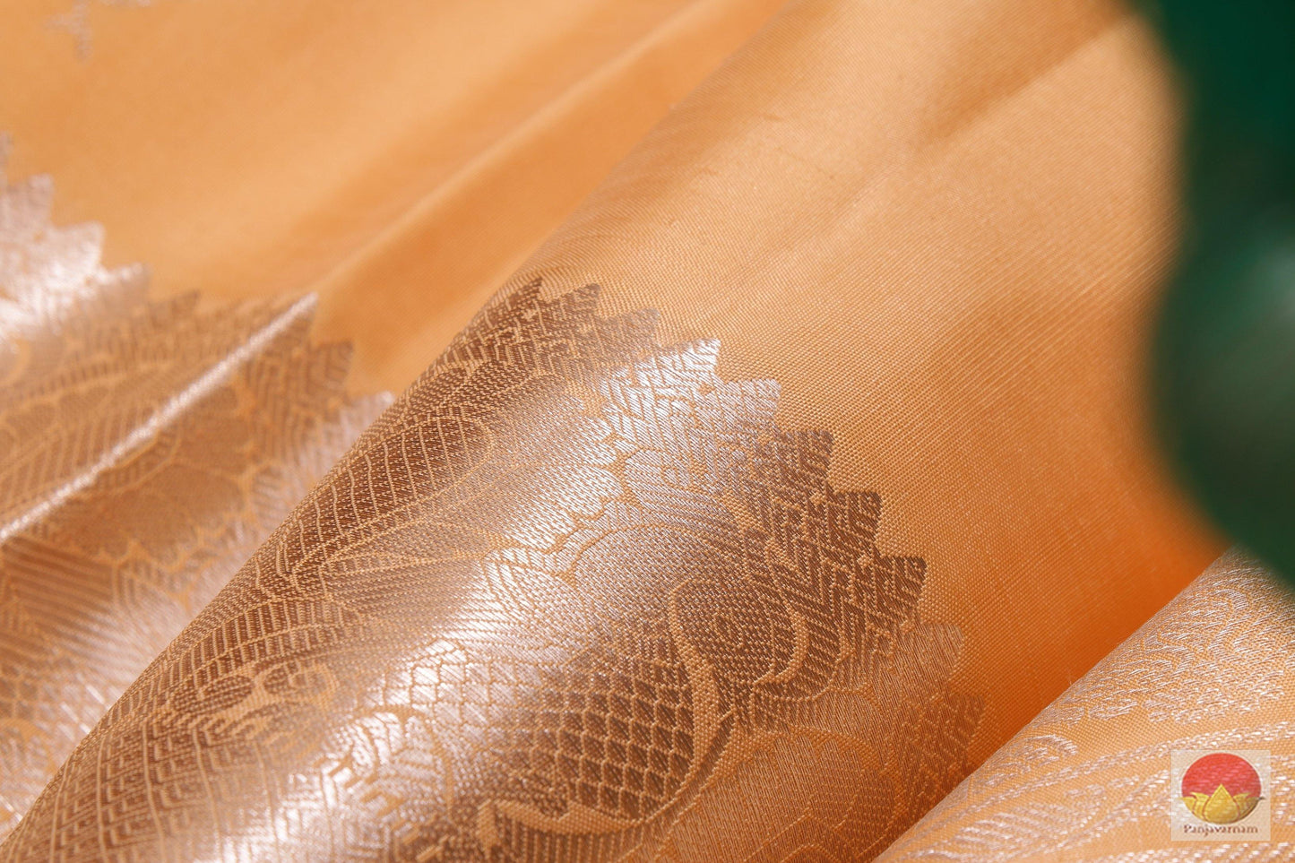 Traditional Design Handwoven Pure Silk Kanjivaram Saree - Pure Zari - PV G 1901 Archives - Silk Sari - Panjavarnam