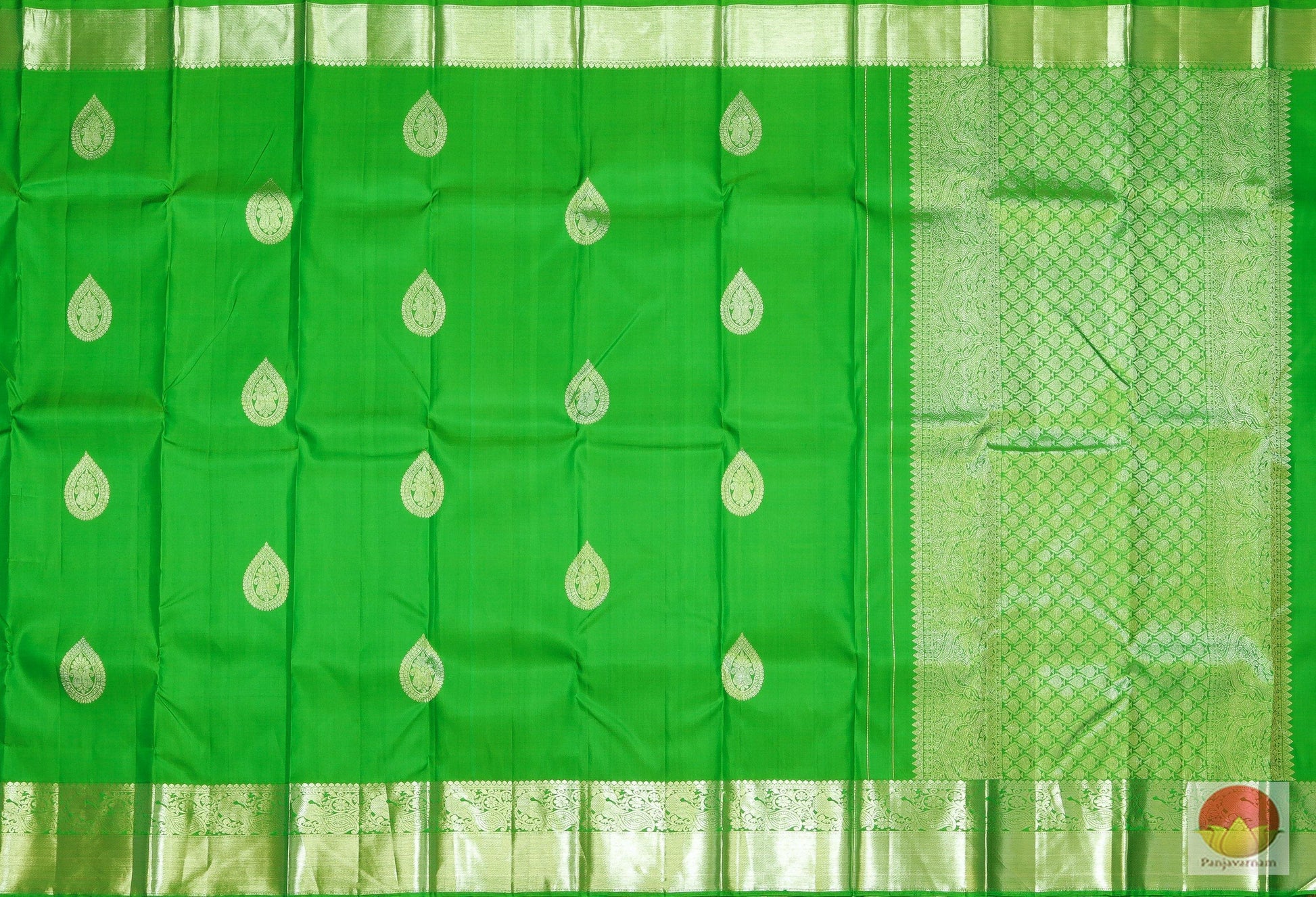 Traditional Design - Handwoven Pure Silk Kanjivaram Saree - Pure Zari - PV G 1902 Archives - Silk Sari - Panjavarnam