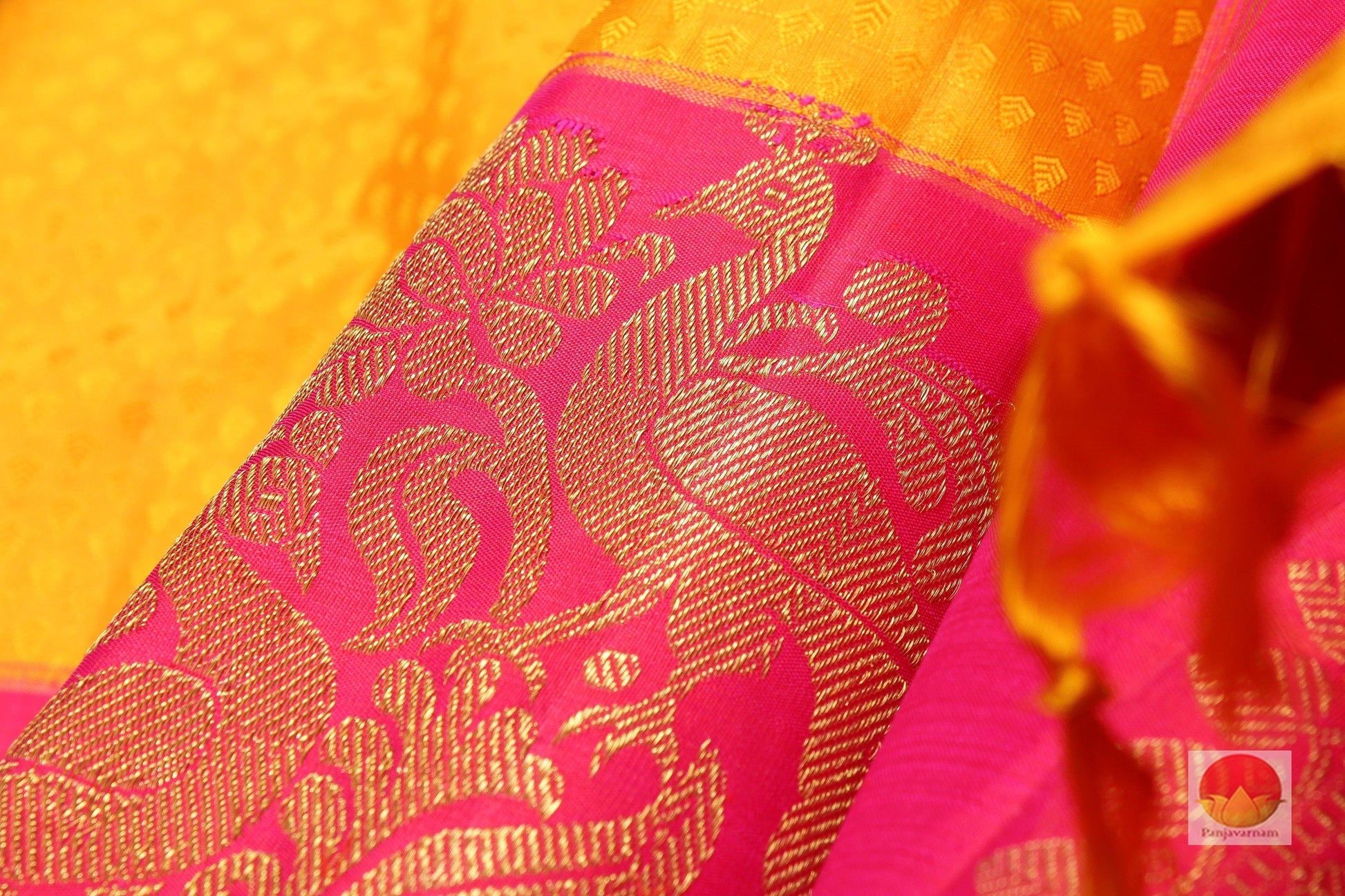 Traditional Design Handwoven Pure Silk Kanjivaram Saree - Pure Zari - PV SVS 9829 Archives - Silk Sari - Panjavarnam