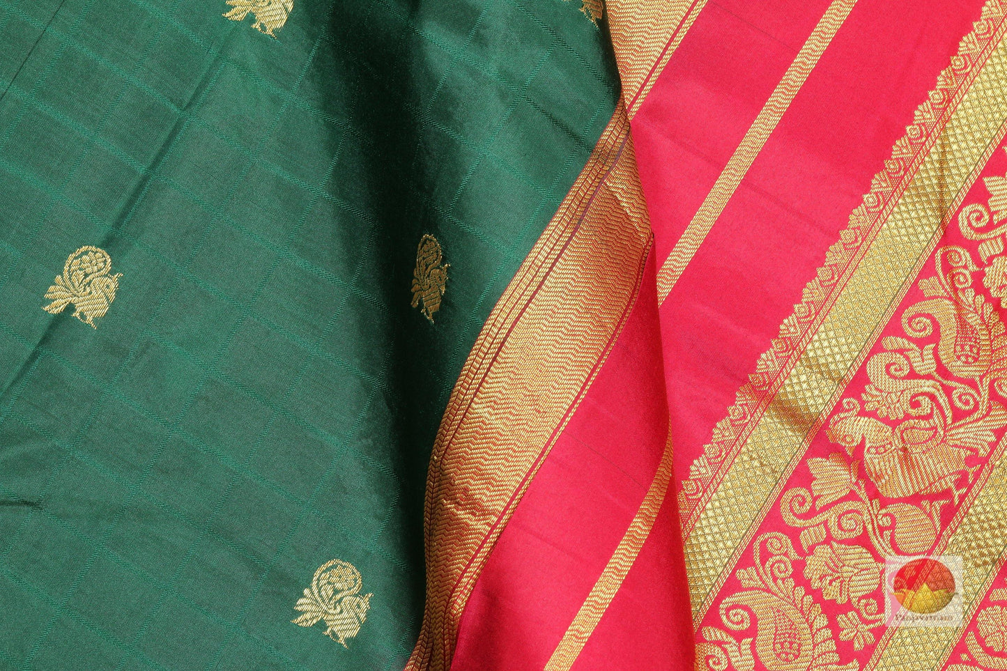 Traditional Design Handwoven Pure Silk Kanjivaram Saree - Pure Zari - PVG 1647 - Archives - Silk Sari - Panjavarnam