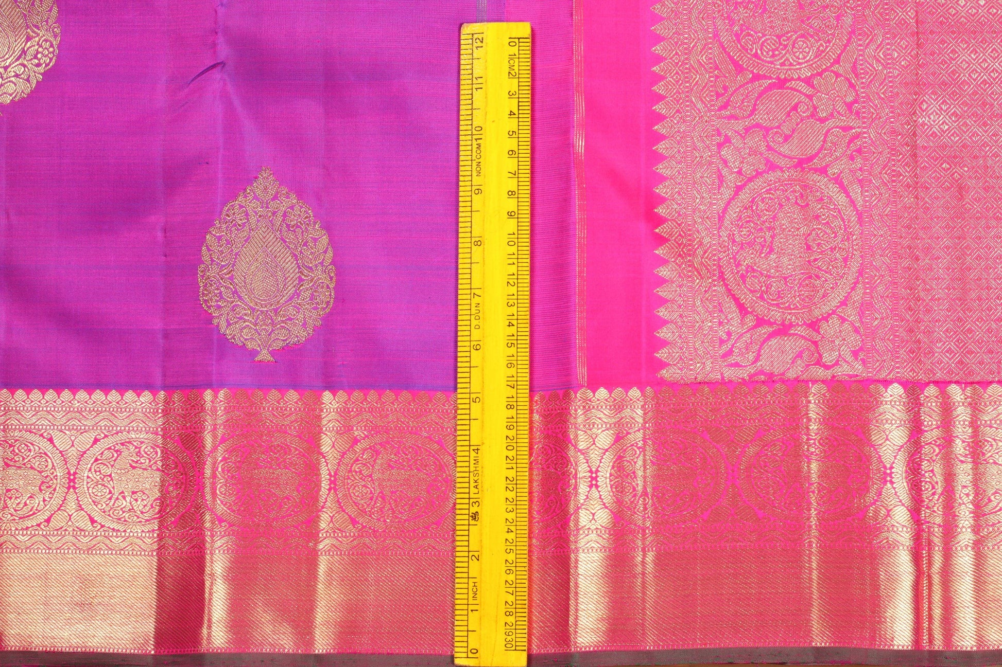 Traditional Design Handwoven Pure Silk Kanjivaram Saree - Pure Zari - PVJL 0718 15 PVJL 0718 1521 PVJL 0718 1521 - Archives - Silk Sari - Panjavarnam