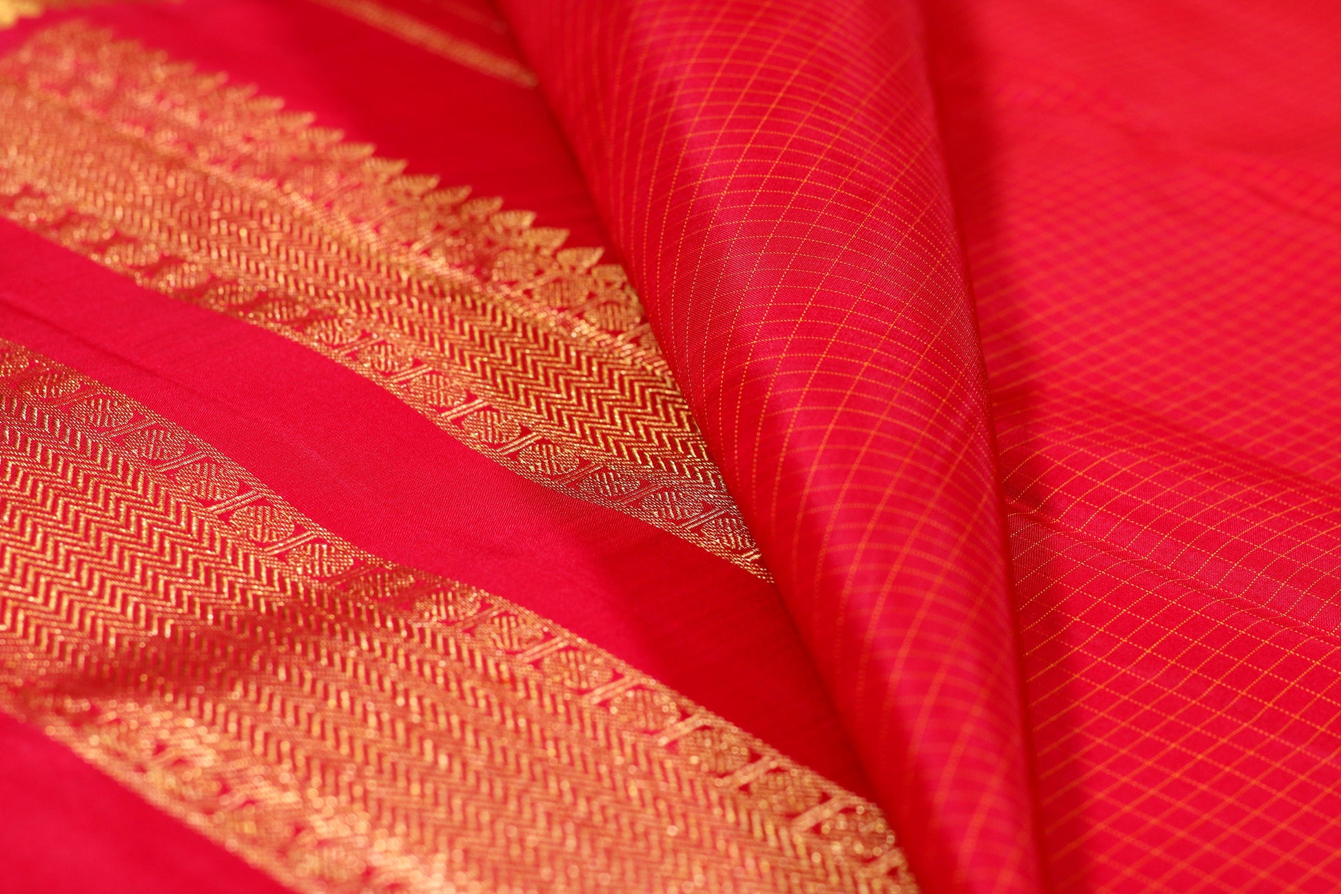 Traditional Design Handwoven Pure Silk Kanjivaram Saree - Pure Zari - PVJL 0718 1508 - Silk Sari - Panjavarnam