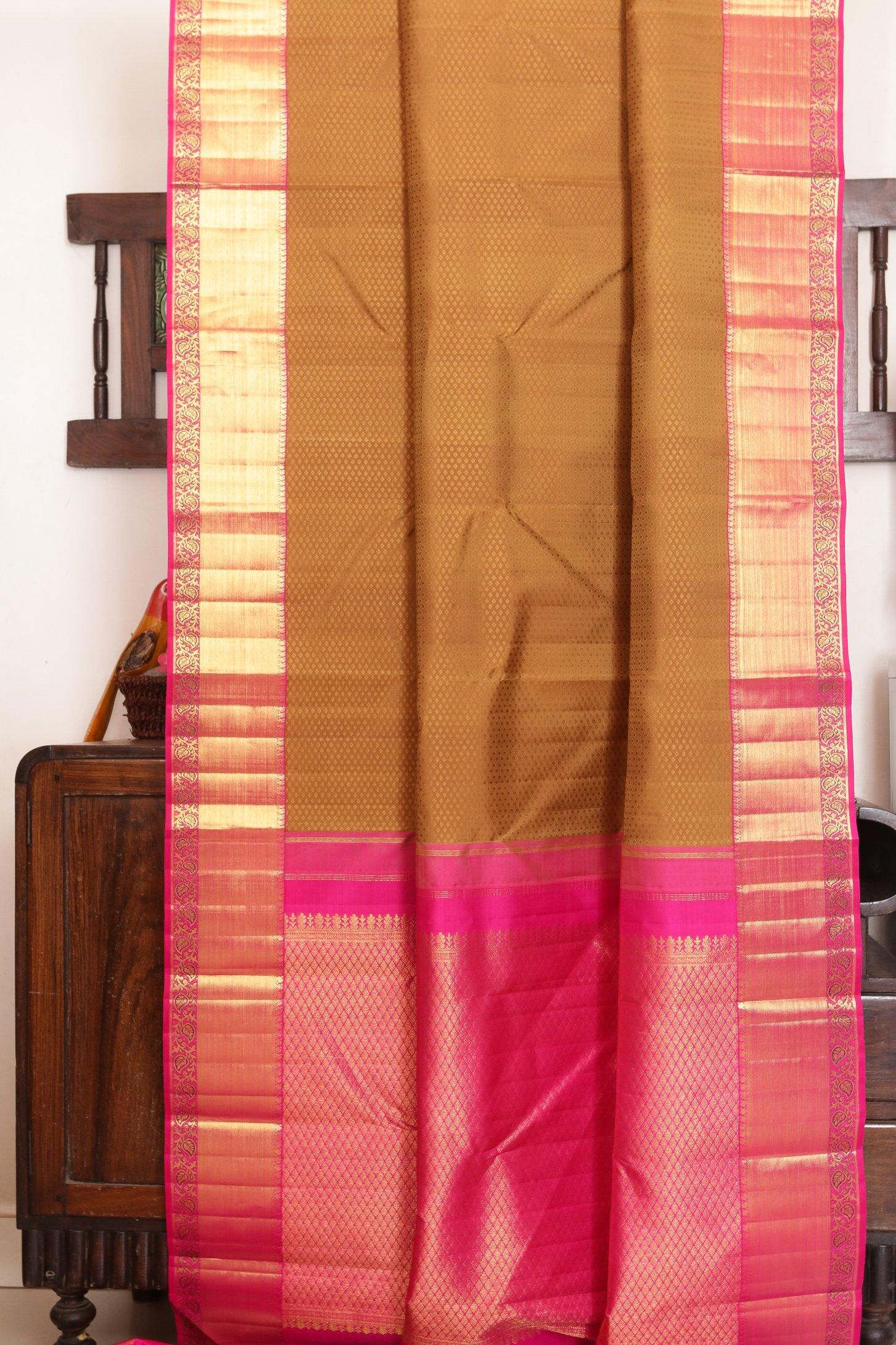 Traditional Design Handwoven Pure Silk Kanjivaram Saree - Pure Zari - PVJL 0718 1526 Archives - Silk Sari - Panjavarnam