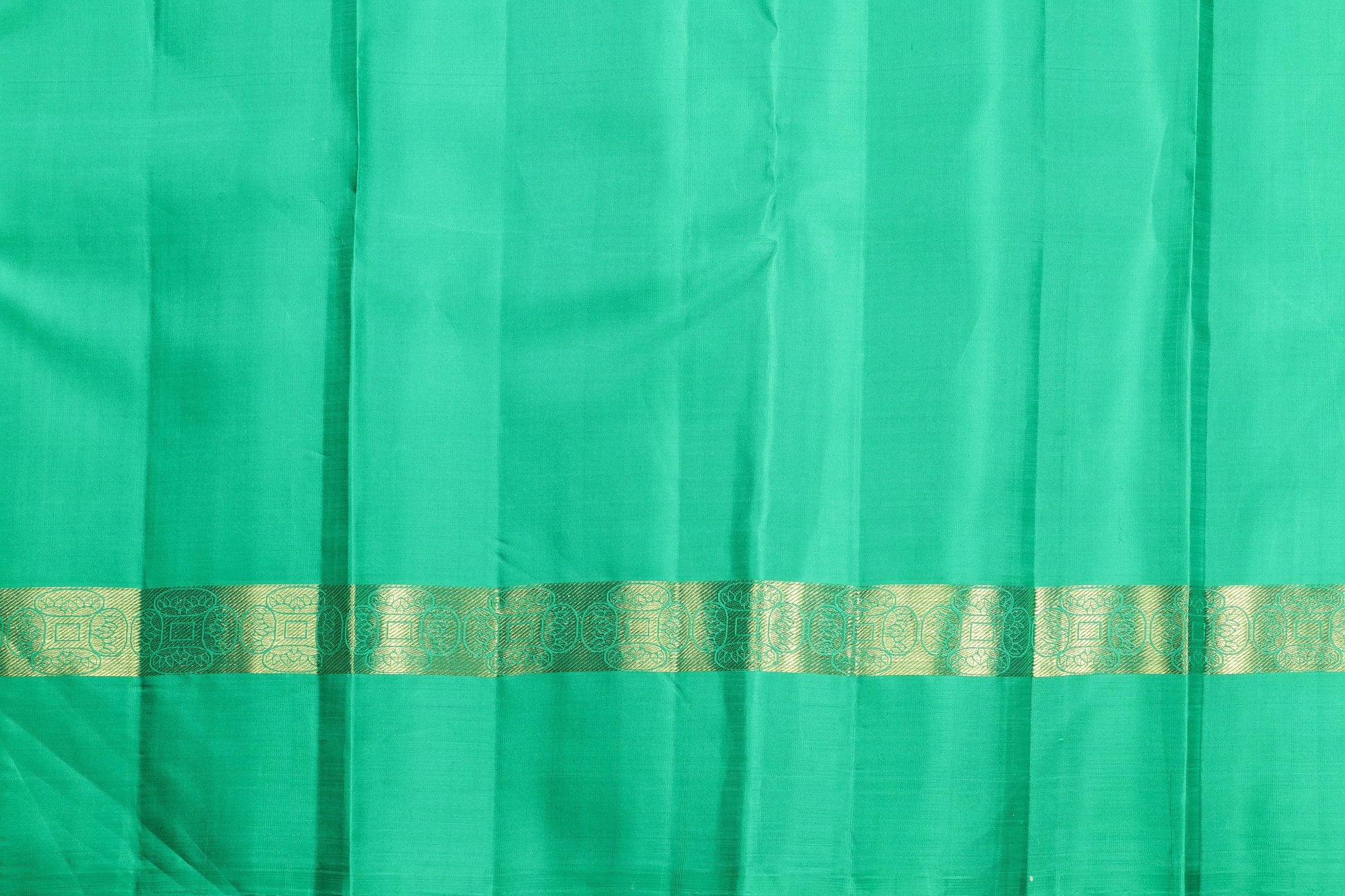 Traditional Design Handwoven Pure Silk Kanjivaram Saree - Pure Zari - PVM 0518 1414 - Silk Sari - Panjavarnam