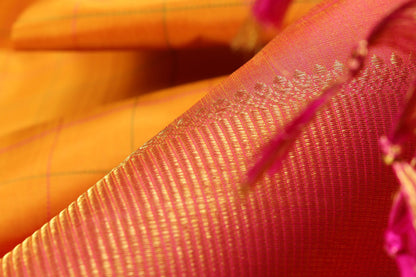 Traditional Design Handwoven Pure Silk Saree - Pure Zari - PVJL 0718 1507 Archives - Silk Sari - Panjavarnam
